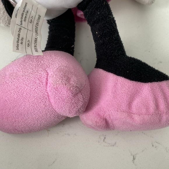 Minnie Mouse toddler rolling backpack suitcase and Minnie Mouse stuffed animal - Picture 17 of 17